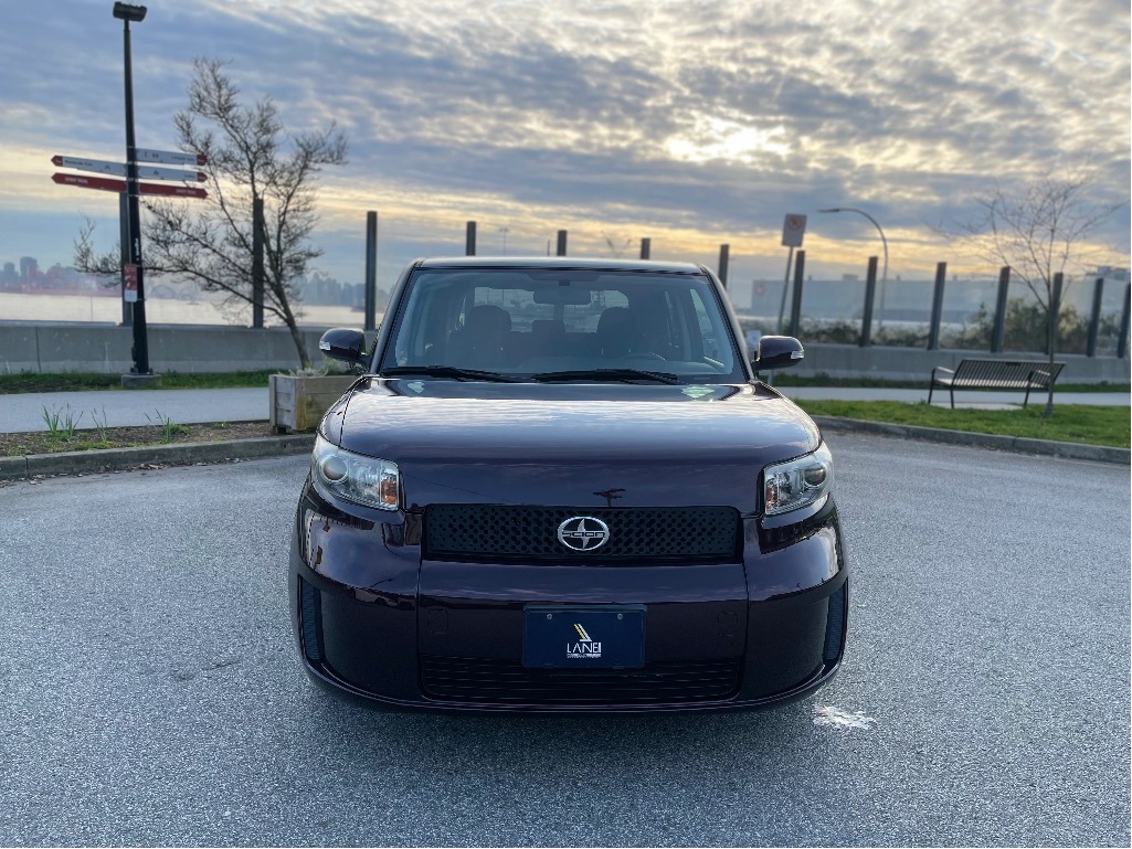 シーロン 2009 Scion xB | $14,200 | 85,124 km | Gas Wagon for sale by