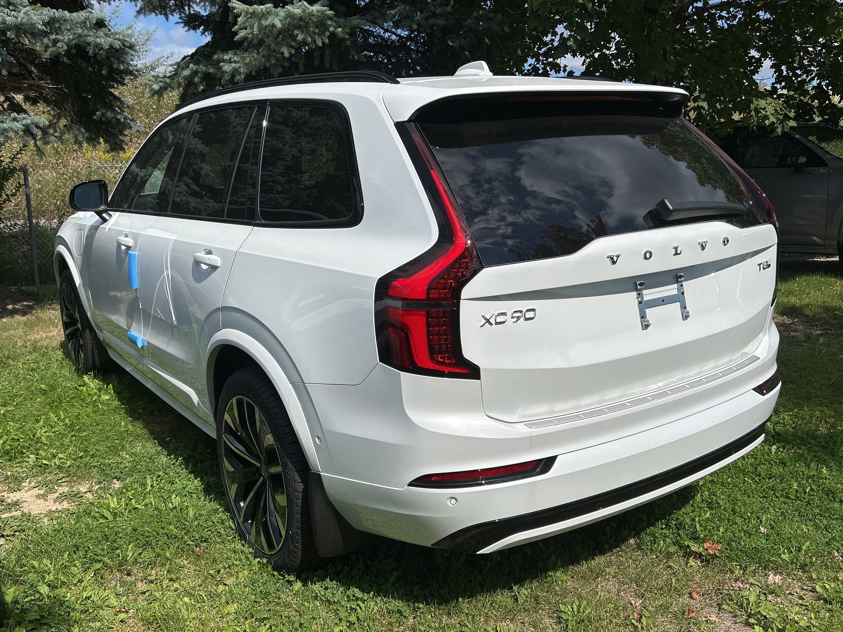 2026 Volvo XC90 T8 AWD Plus Dark Theme 7-Seater thumb 11