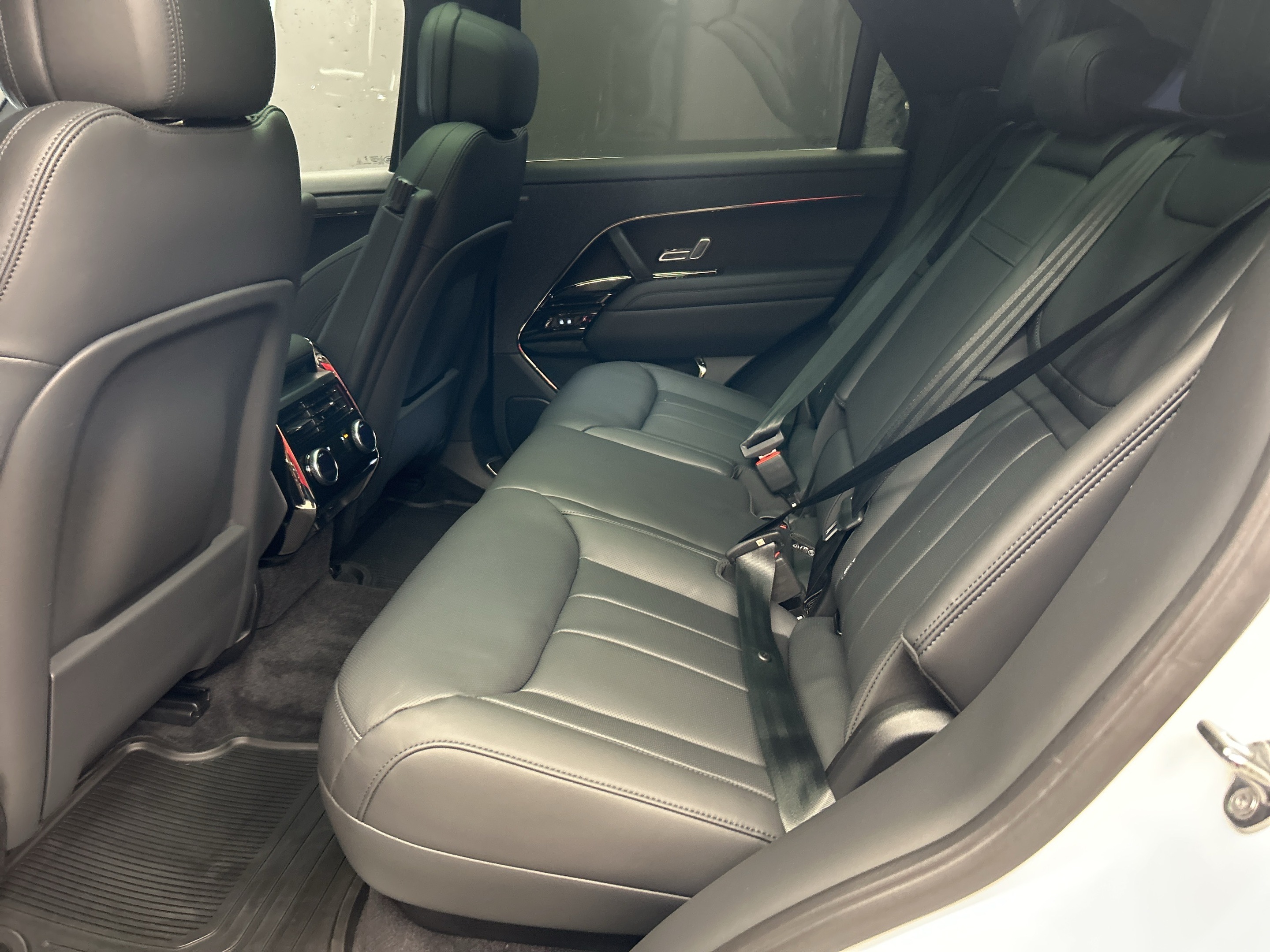 2025 Land Rover Range Rover Sport Dynamic SE thumb 39