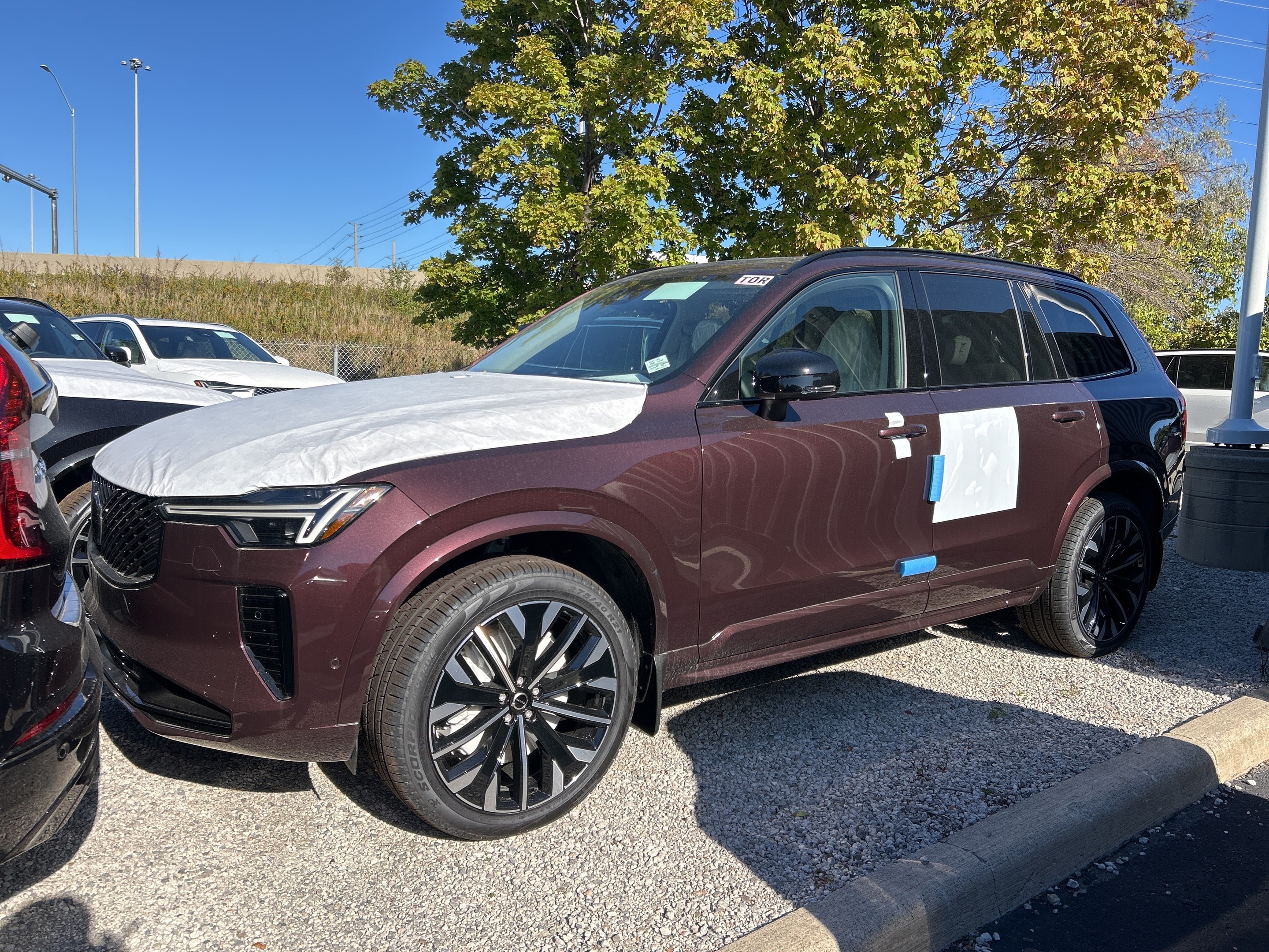 2026 Volvo XC90 B6 AWD Ultra Dark Theme 7-Seater thumb 7