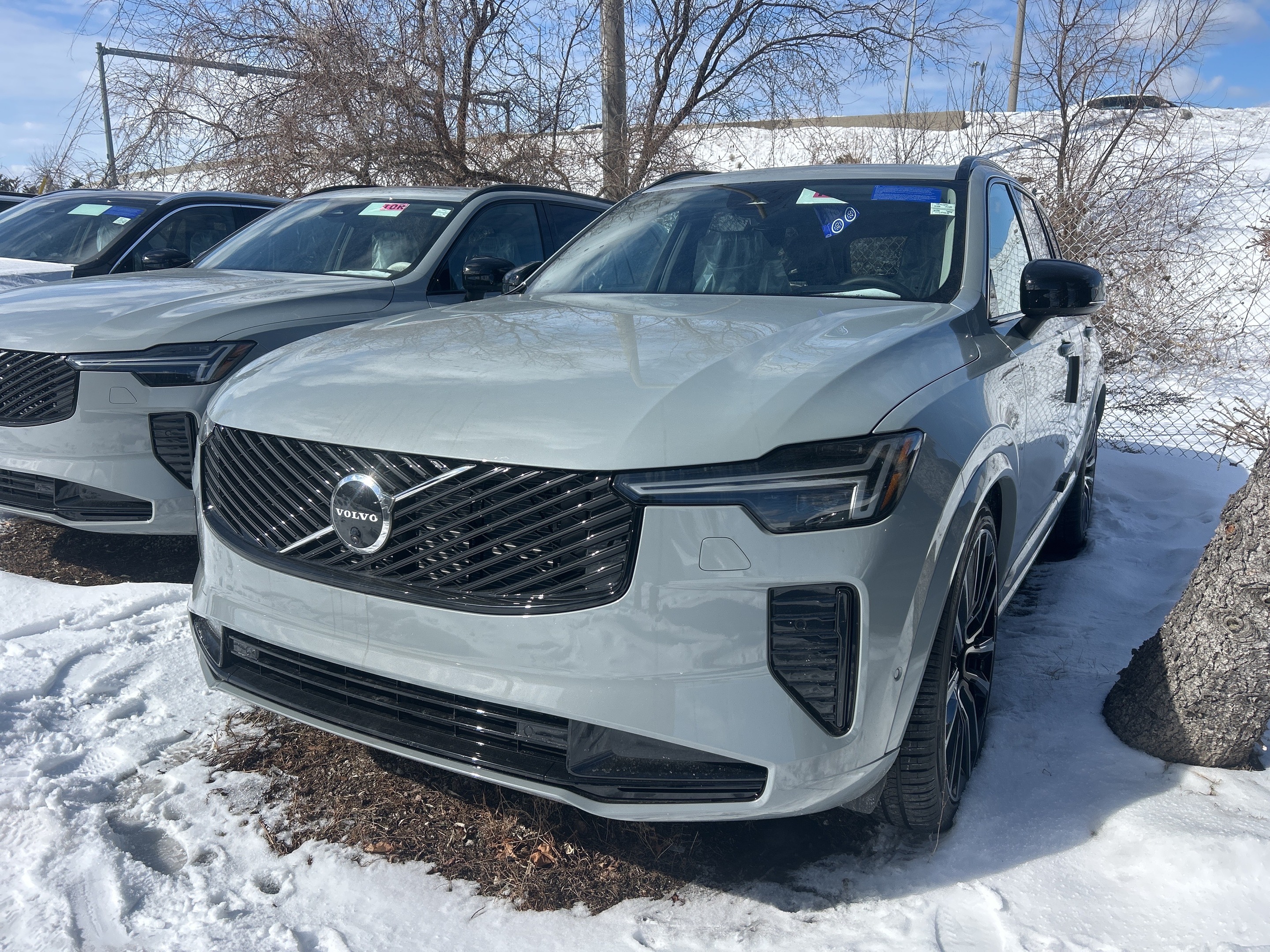 2026 Volvo XC90 B6 AWD Ultra Dark Theme 7-Seater thumb 7