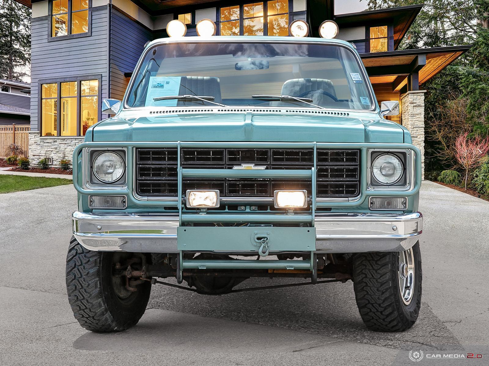 1978 Chevrolet Silverado | $40,900 | 48,000 km | Vehicle for