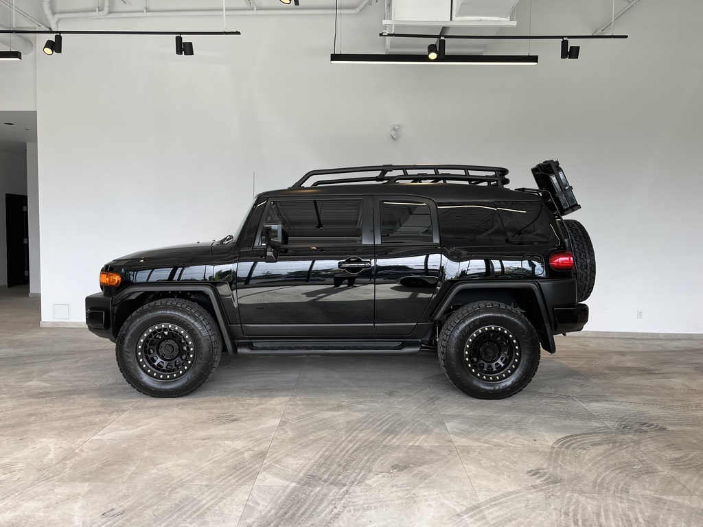 2023 Toyota FJ Cruiser | $69,900 | 4,634 km | Vehicle for sale by L.A ...