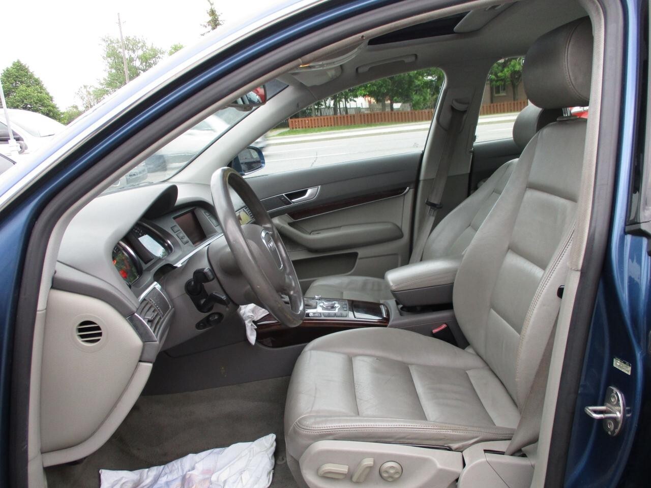 2005 Audi A6 4dr Sdn 4.2L quattro Auto thumb 8