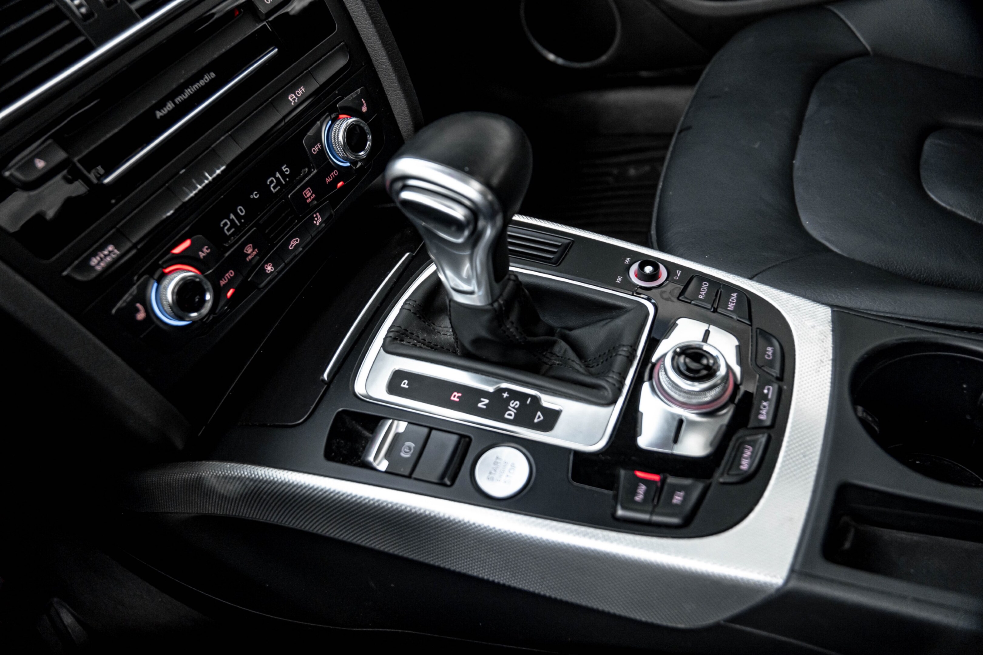 2016 Audi A4 4dr Sdn Auto Technik plus quattro thumb 29