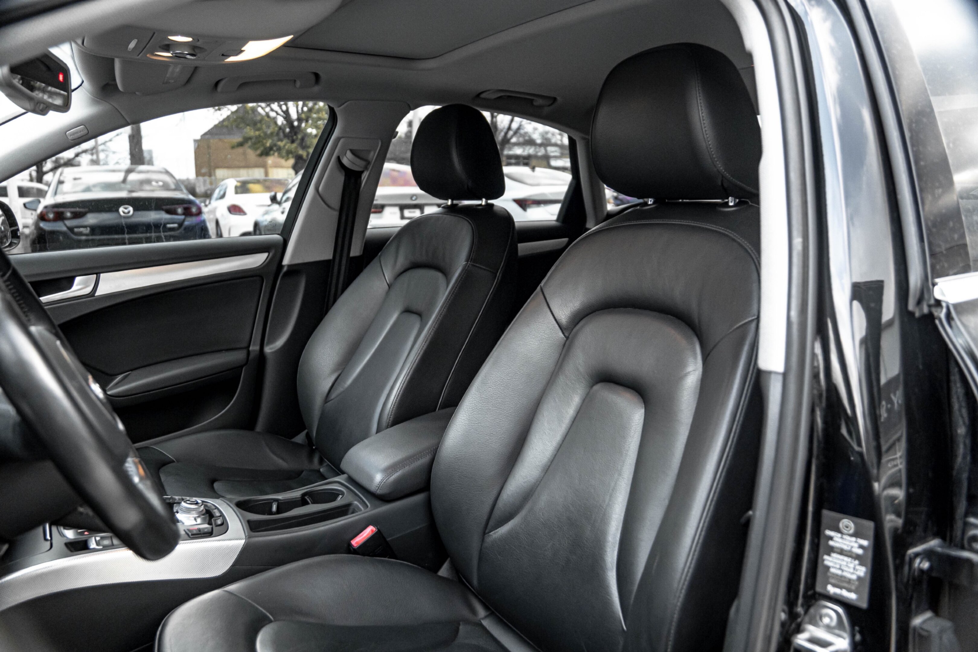 2016 Audi A4 4dr Sdn Auto Technik plus quattro thumb 17