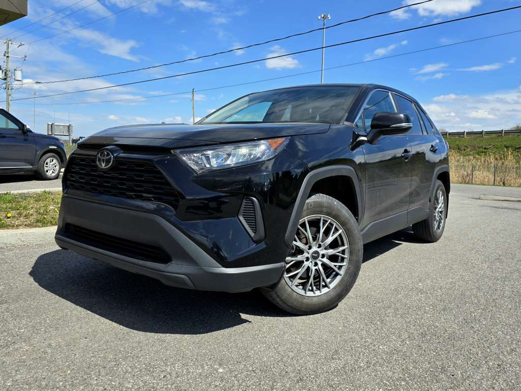 2022 Toyota RAV4 | $31,991 | 38,622 km | Gas SUV for sale by Hyundai ...