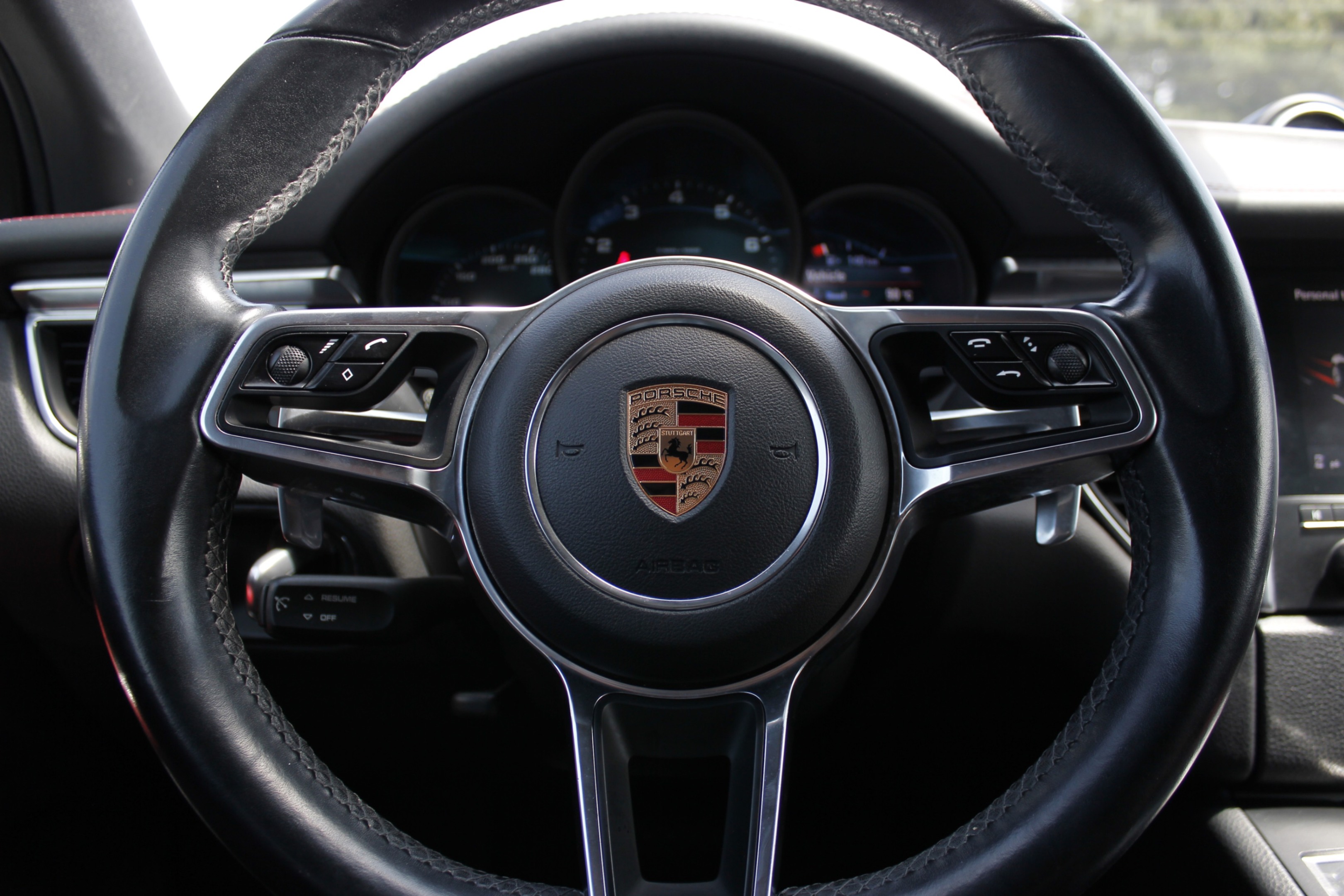 2018 Porsche Macan NO ACCIDENT|RED LEATHER|HEATED SEATS|V4 TURBO|PANO thumb 16