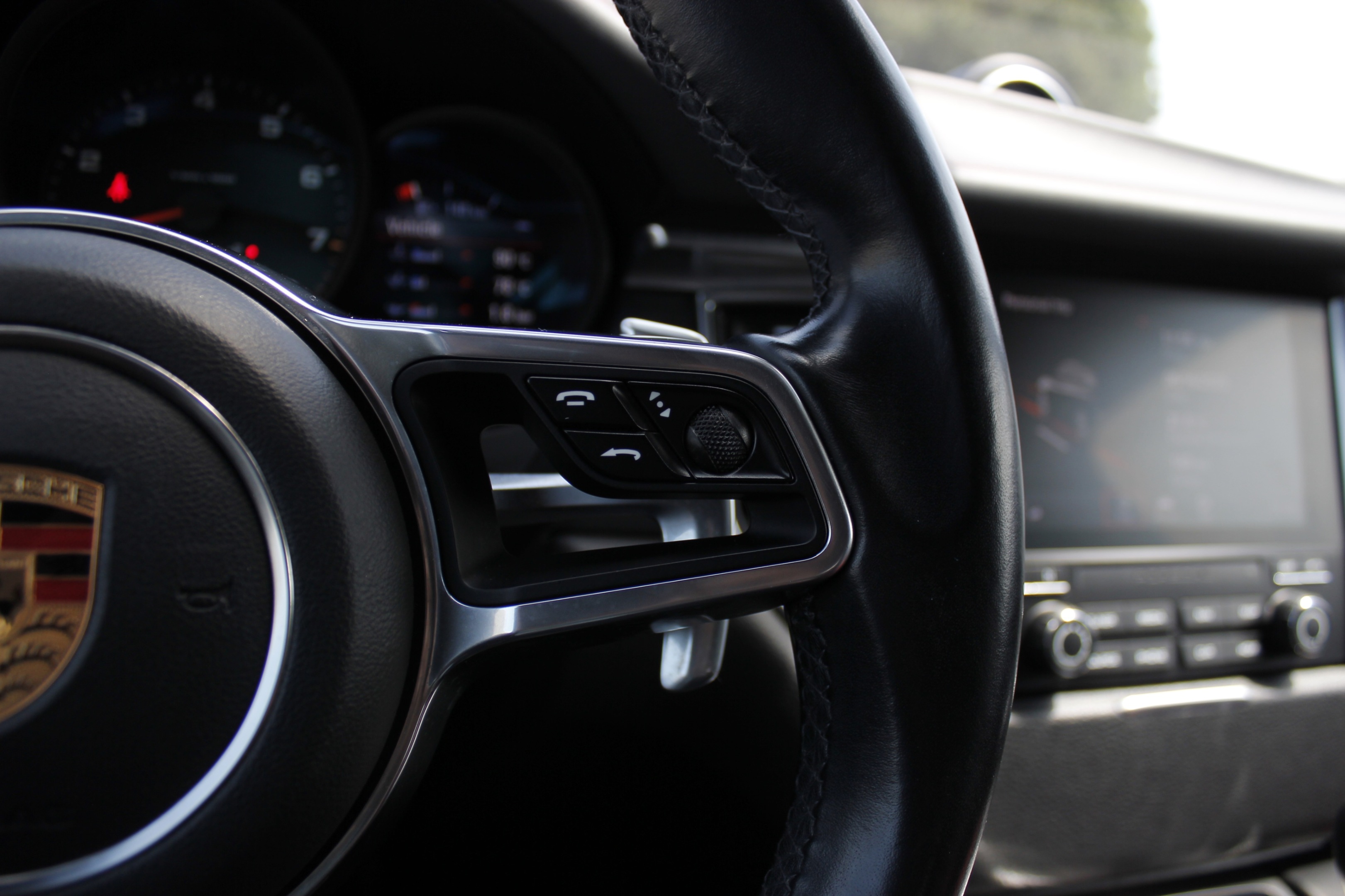 2018 Porsche Macan NO ACCIDENT|RED LEATHER|HEATED SEATS|V4 TURBO|PANO thumb 18