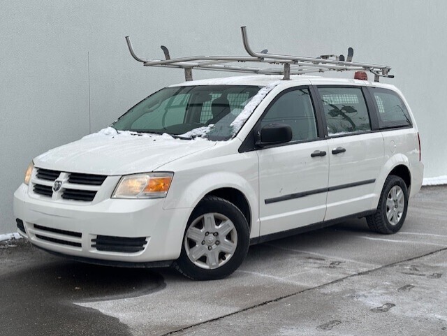 2010 Dodge Grand Caravan $11,900 73,000 km Gas Minivan for