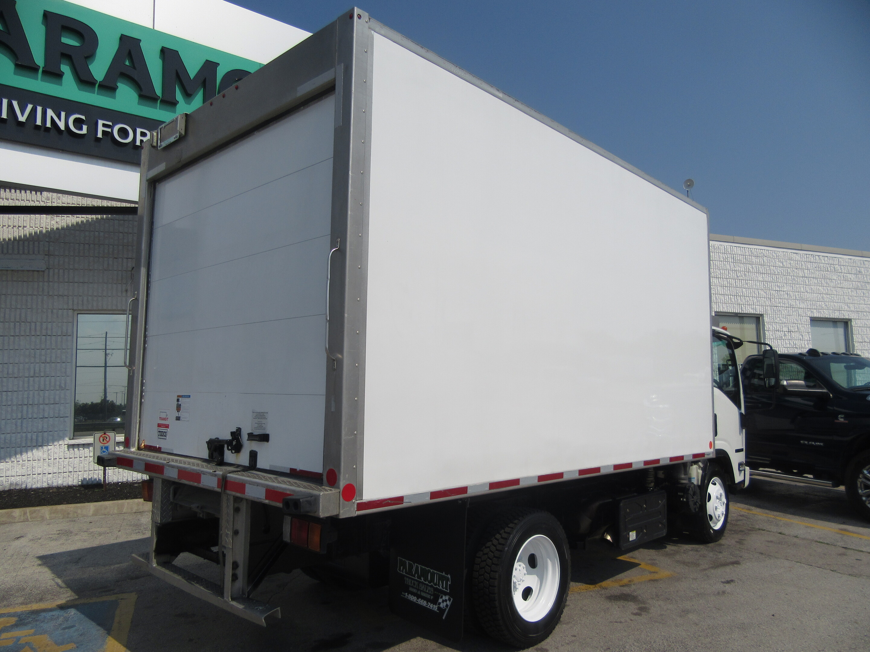 2020 Isuzu NRR NRR DIESEL 14FT THERMO KING T-580R LOW TEMP REEFE alt 2