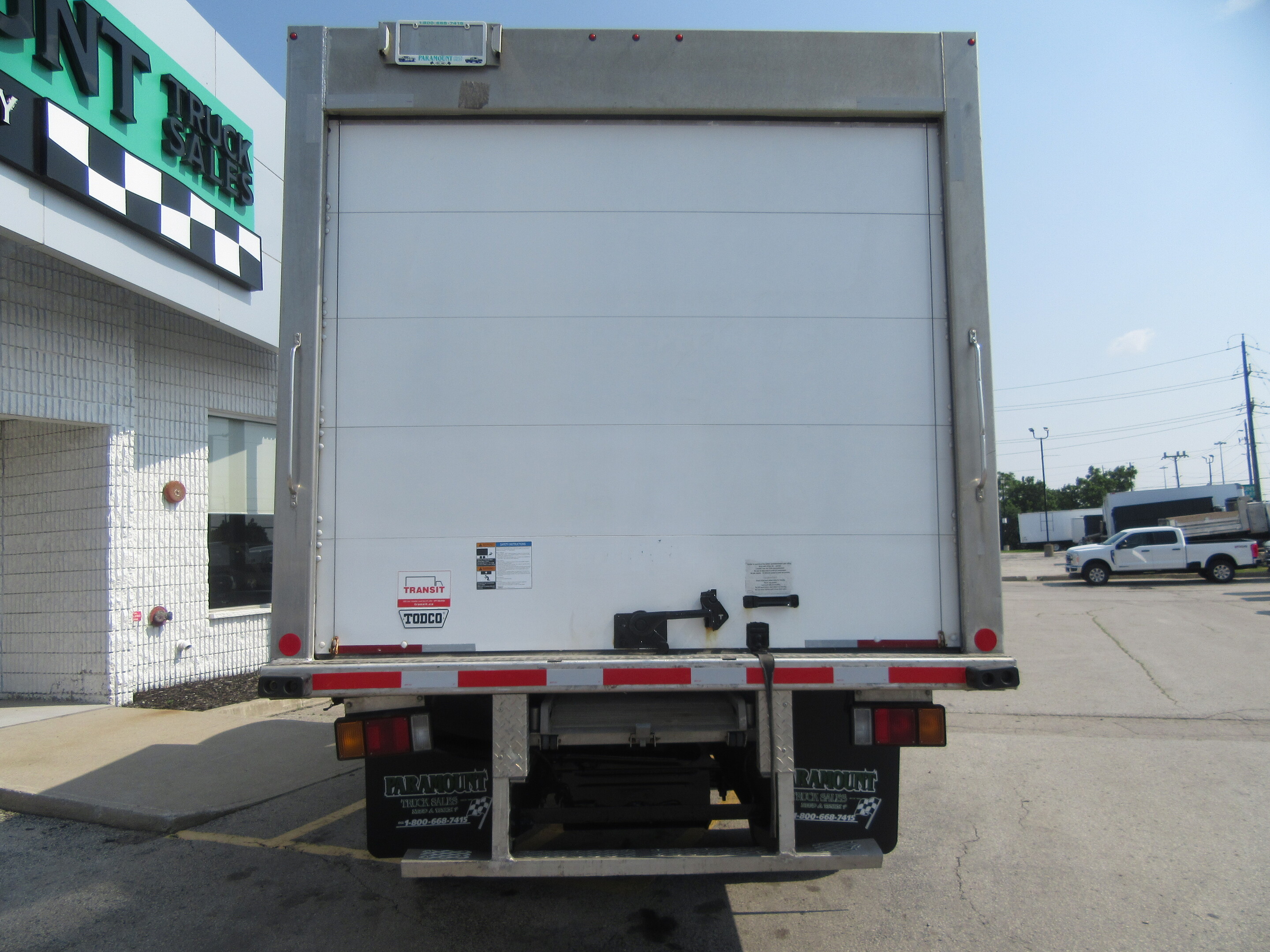 2020 Isuzu NRR NRR DIESEL 14FT THERMO KING T-580R LOW TEMP REEFE alt 3