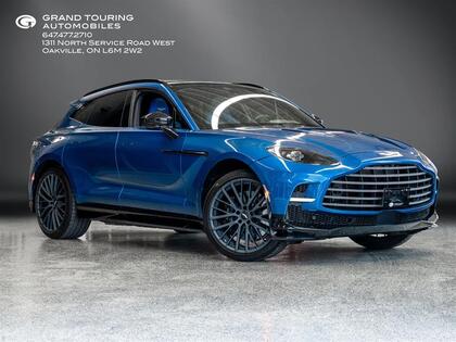Aston Martin DBX707 