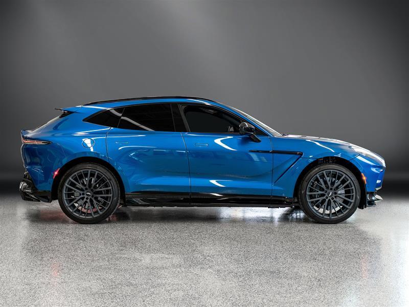 2023 Aston Martin DBX 4,000 cc 8 cyl alt 3