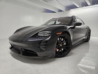 Porsche Taycan GTS Sport Turismo