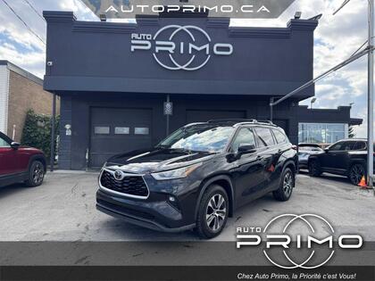 Toyota Highlander XLE AWD 8 Passagers Cuir Toit Ouvrant Carplay Camé