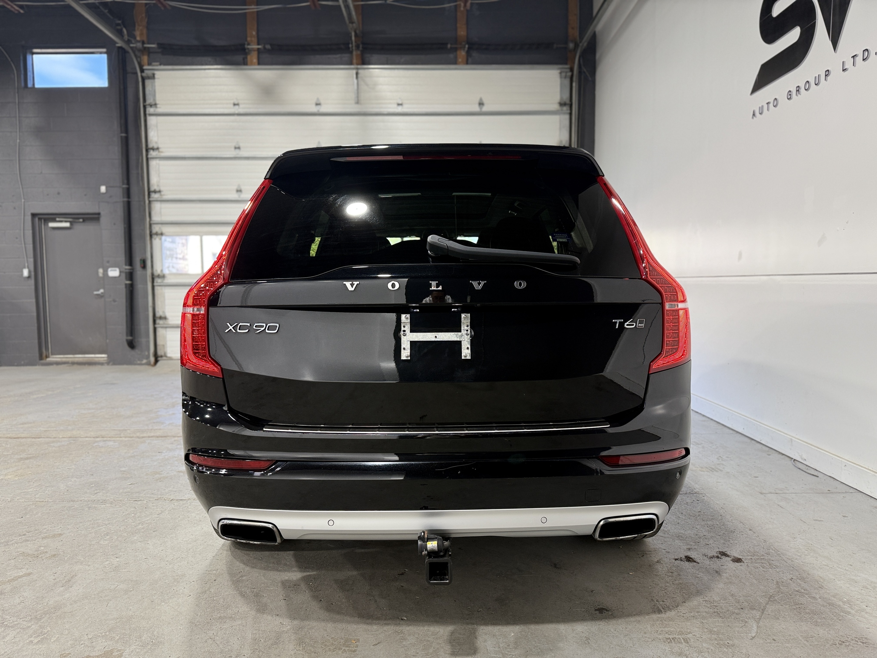 2021 Volvo XC90 T6 Momentum thumb 6