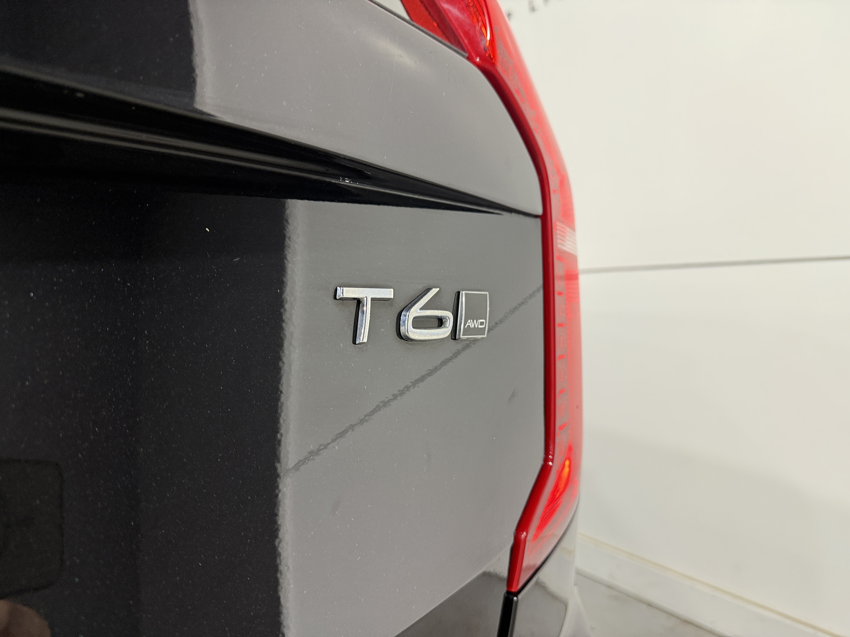 2021 Volvo XC90 T6 Momentum thumb 7