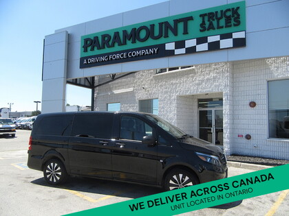 2023 Mercedes-Benz Metris Passenger Van $64,800 17,100 km