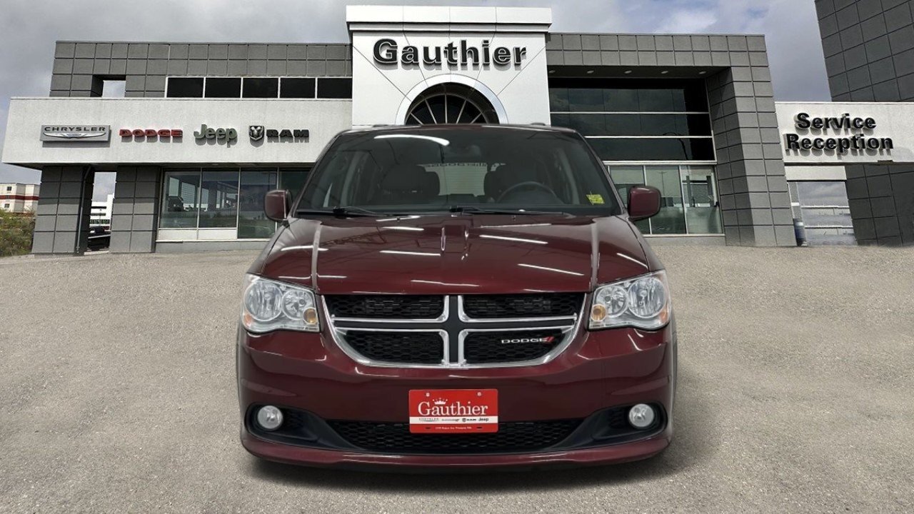 2019 Dodge Grand Caravan $17,999 171,840 km Gas Minivan for