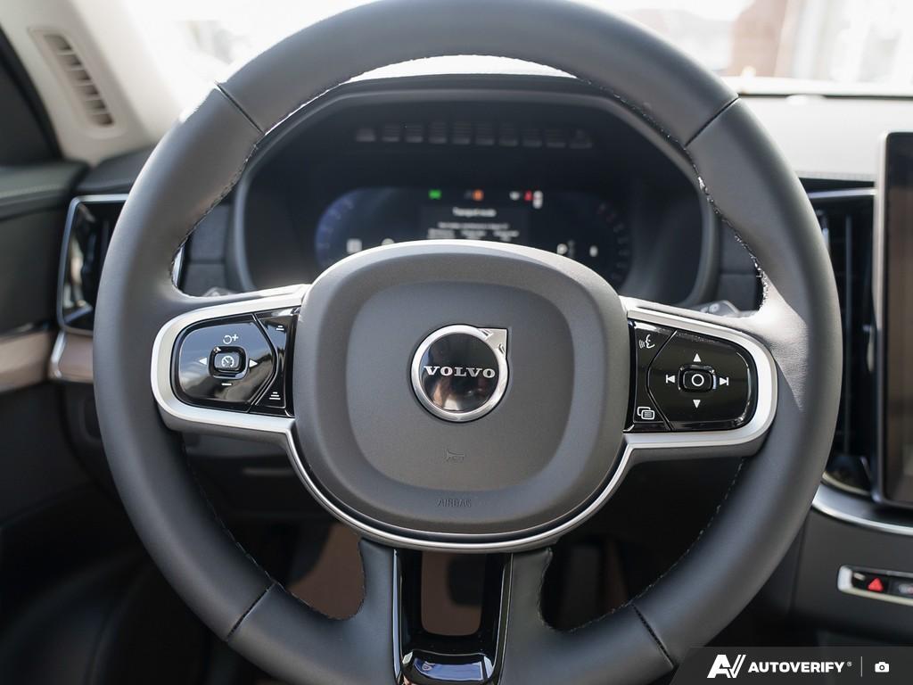 2026 Volvo XC90 B6 AWD Plus Bright Theme 7-Seater thumb 14