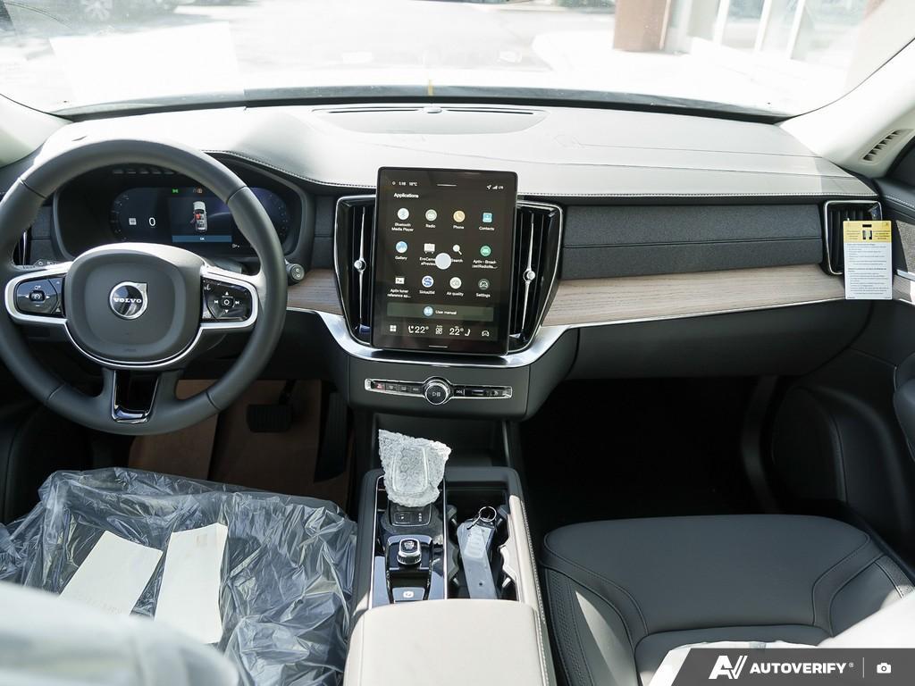 2026 Volvo XC90 B6 AWD Plus Bright Theme 7-Seater thumb 25