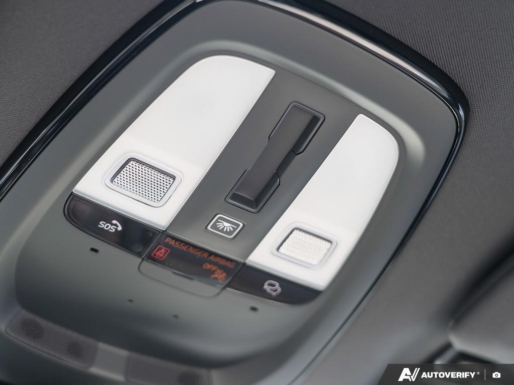 2026 Volvo XC90 T8 AWD Plus Dark Theme 7-Seater thumb 22