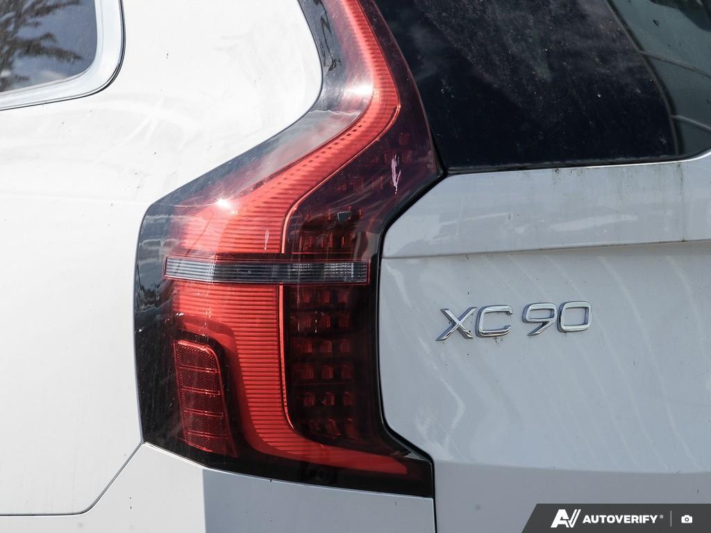2026 Volvo XC90 B6 AWD Plus Bright Theme 7-Seater thumb 12