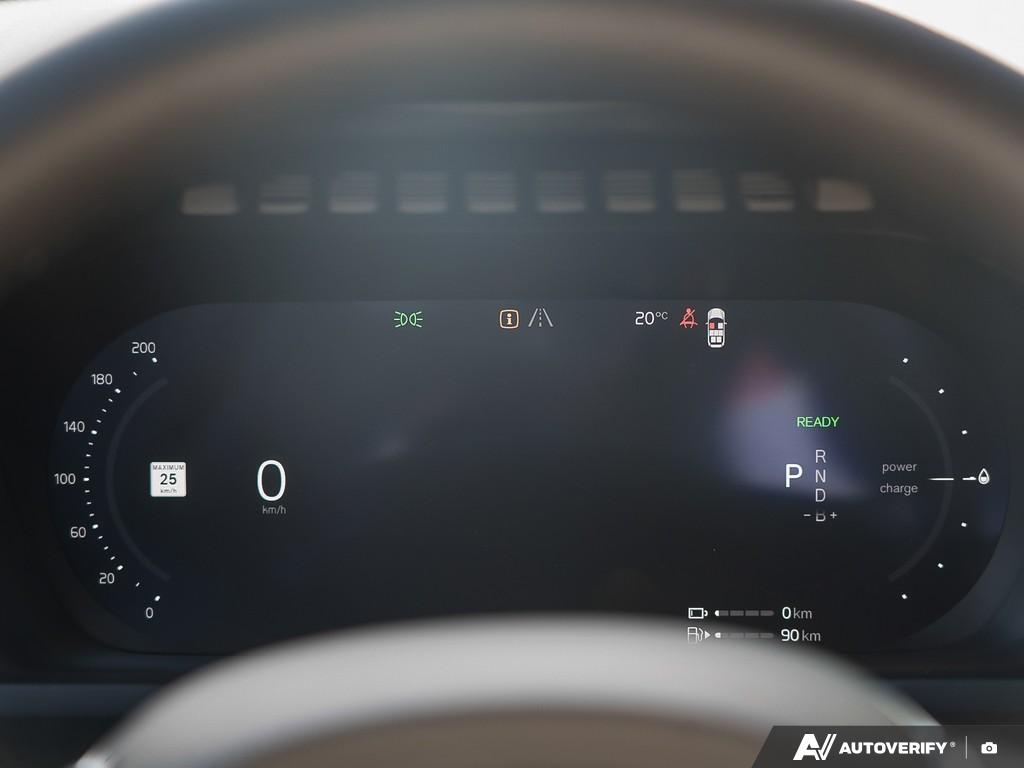 2026 Volvo XC90 T8 AWD Plus Dark Theme 7-Seater thumb 15