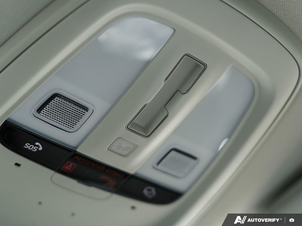 2026 Volvo XC90 B6 AWD Plus Bright Theme 7-Seater thumb 22