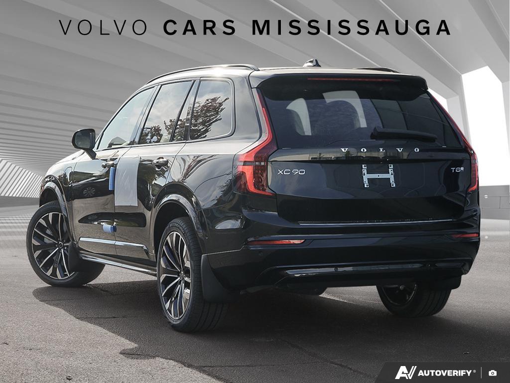 2026 Volvo XC90 T8 AWD Plus Dark Theme 7-Seater alt 4