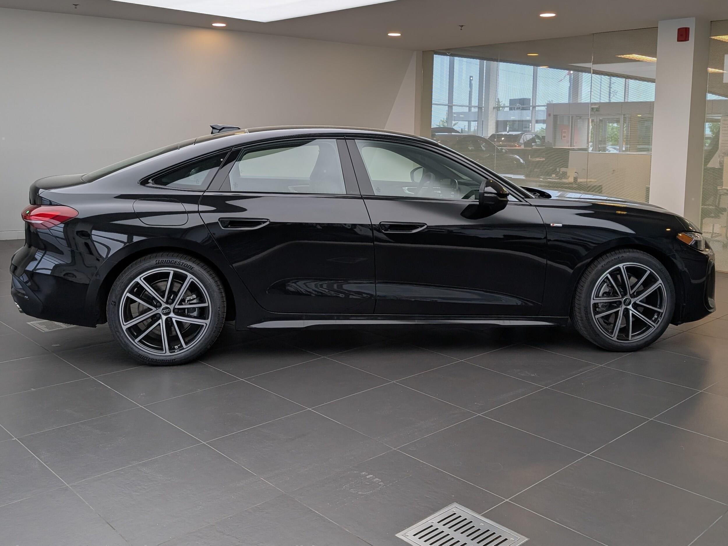 2025 Audi A5 Technik 2.0 TFSI quattro thumb 6