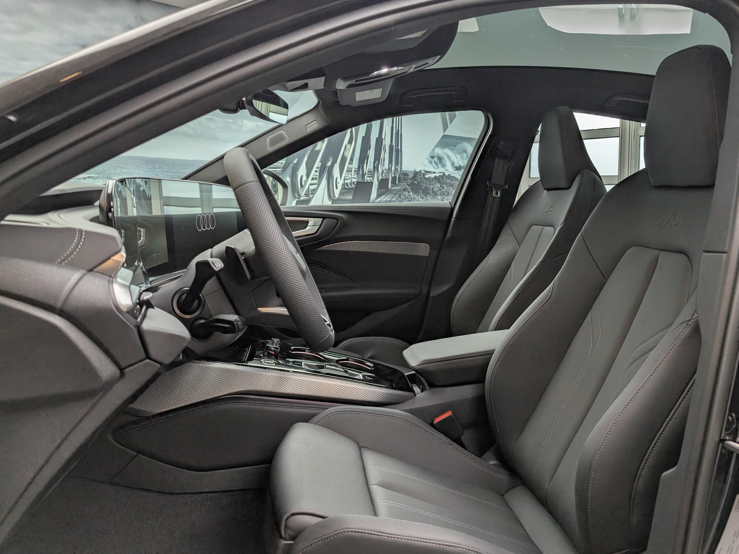 2025 Audi A5 Technik 2.0 TFSI quattro thumb 9