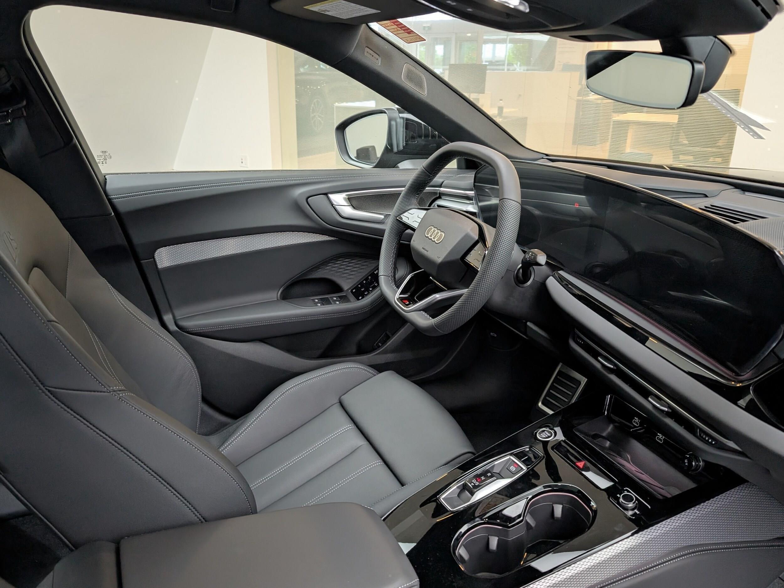 2025 Audi A5 Technik 2.0 TFSI quattro thumb 15