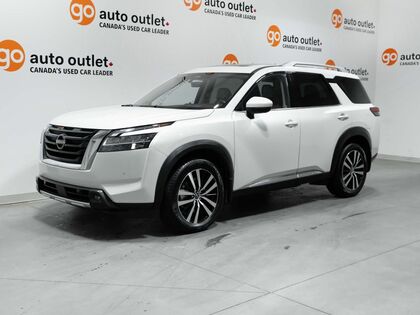 Nissan Pathfinder Platinum 3.5L 4WD Htd Seats Sunroof Navi