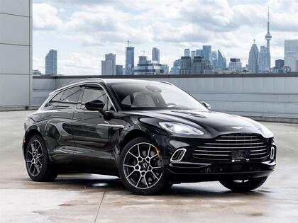 Aston Martin DBX 