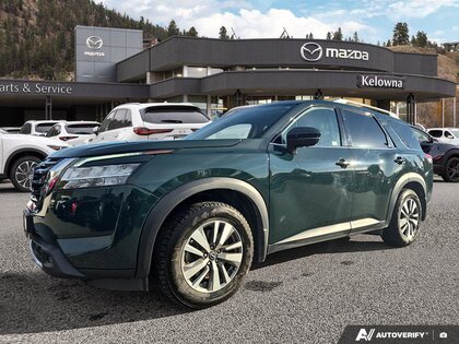 Nissan Pathfinder SL AWD | 3rd Row Seating | Leather Int. | 3.5L V6 