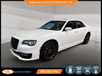 Chrysler 300 S AWD! HUGE SUNROOF! FINANCE NOW!