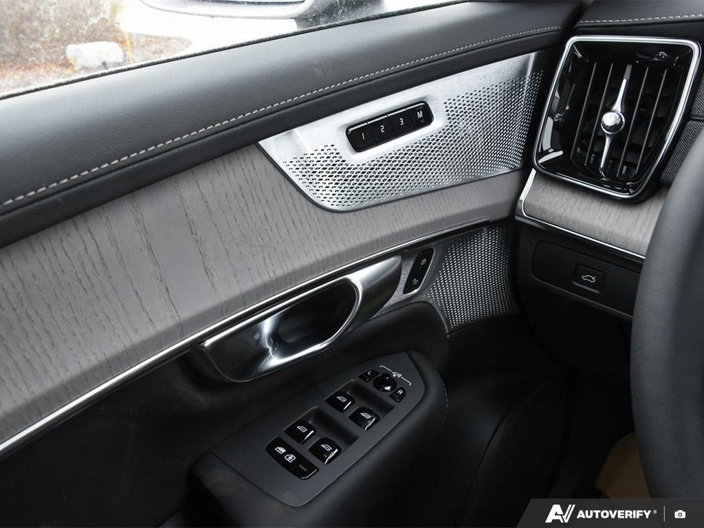 2026 Volvo XC90 B6 AWD Ultra Bright Theme 6-Seater thumb 17