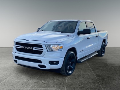 Ram 1500 Tradesman 4x4 Crew Cab 6'4  Box