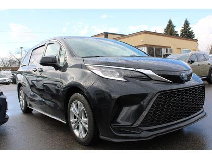 Toyota Sienna XSE 7-Passenger AWD