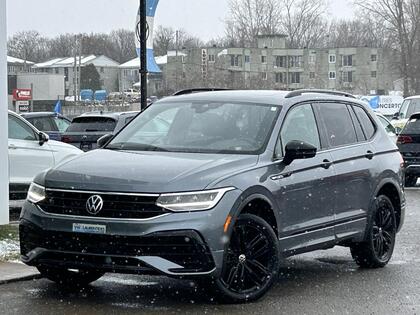 Volkswagen Tiguan Comfortline R-Line Black Edition AWD - Toit panora