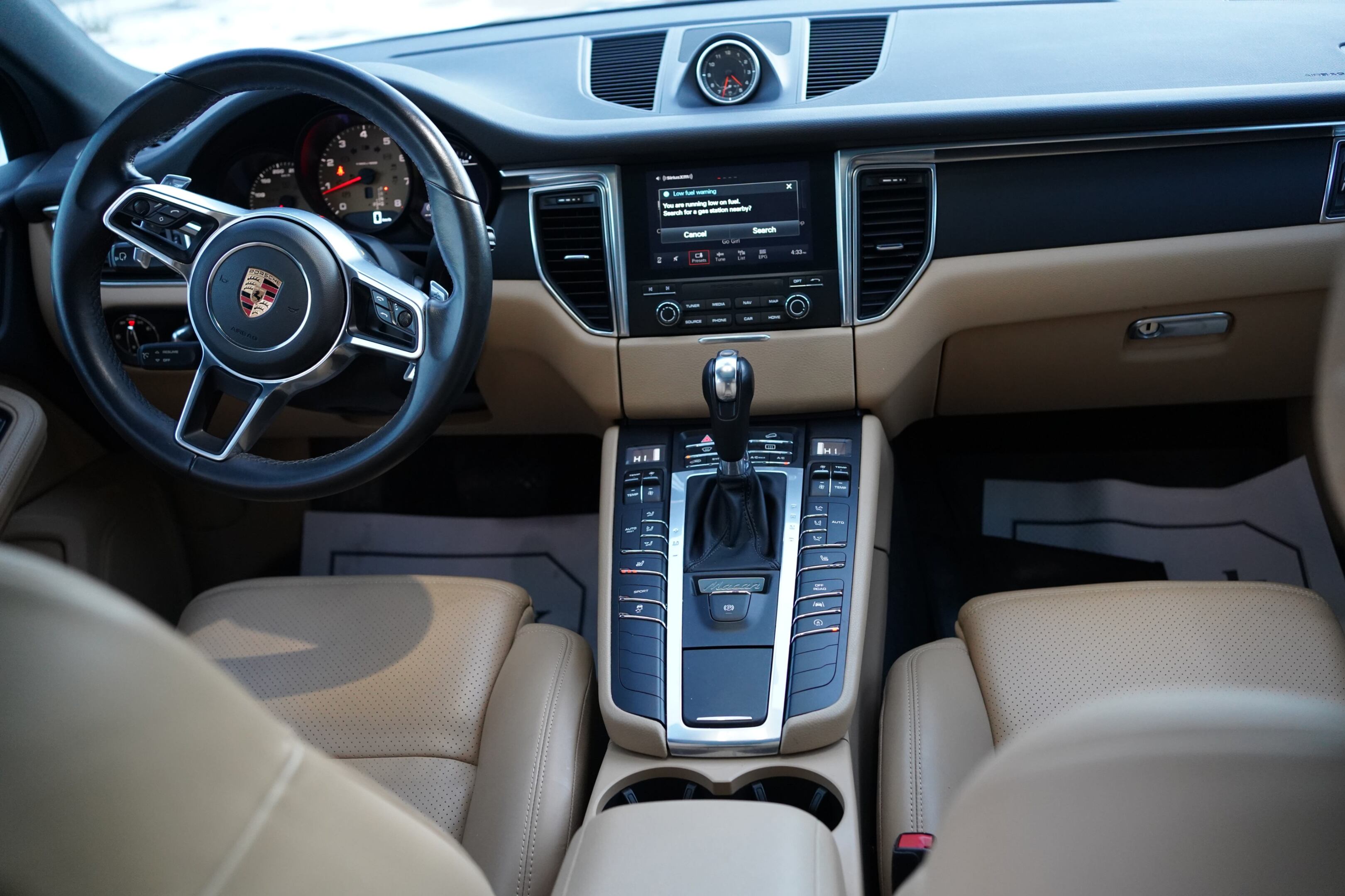 2018 Porsche Macan 2.0L Turbo|AWD|Clean Carfax|Panoramic Sunroof|Heat thumb 12