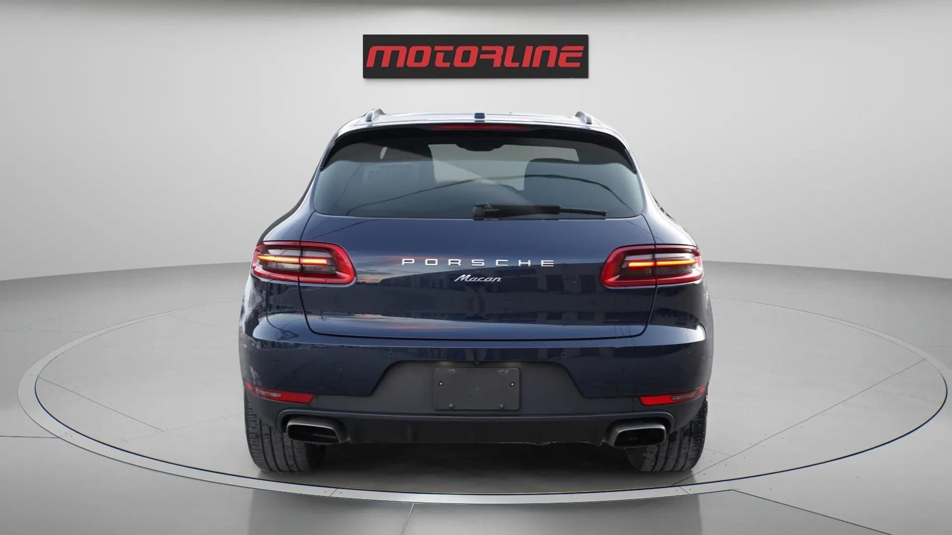 2018 Porsche Macan 2.0L Turbo|AWD|Clean Carfax|Panoramic Sunroof|Heat thumb 7