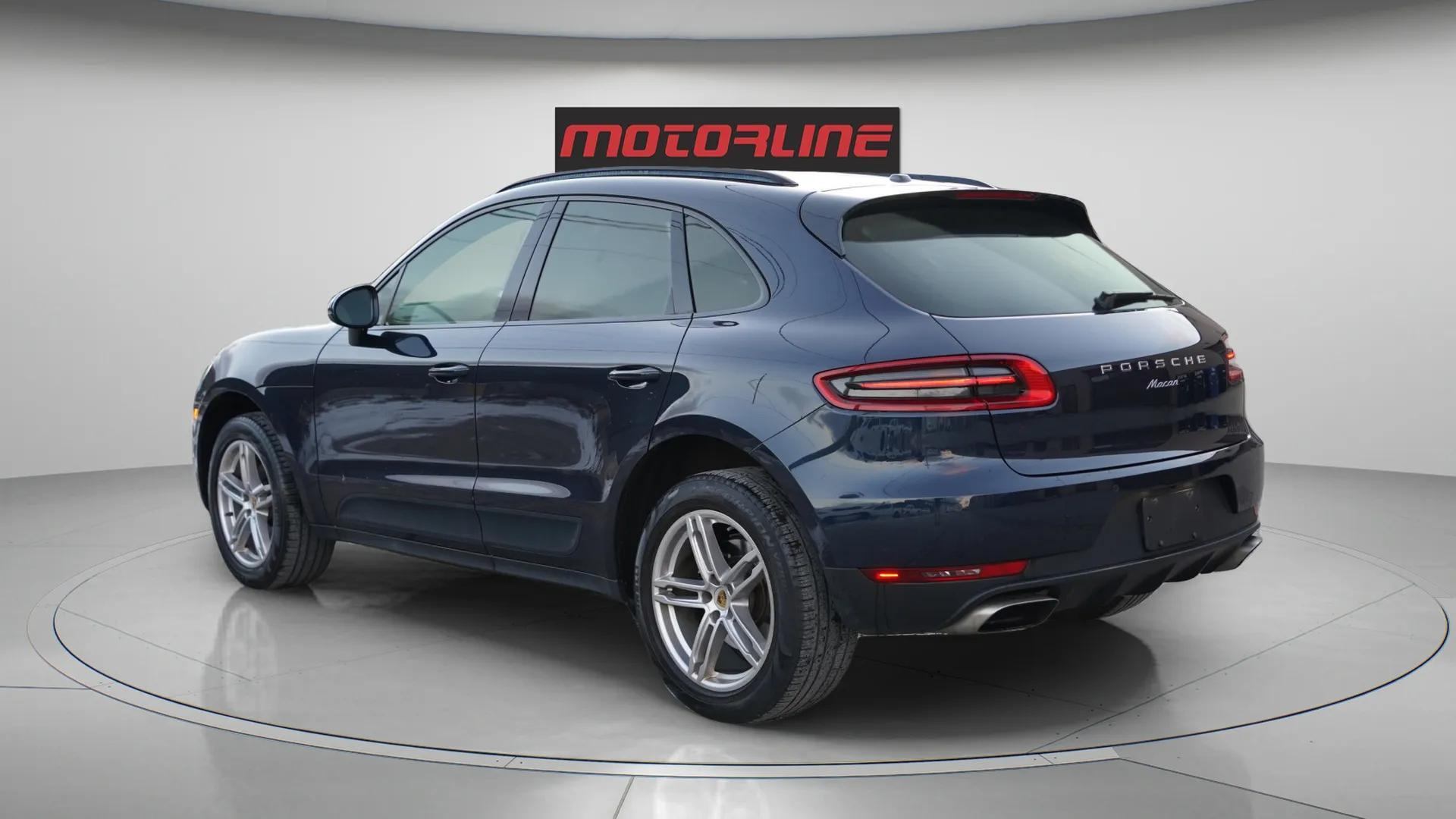2018 Porsche Macan 2.0L Turbo|AWD|Clean Carfax|Panoramic Sunroof|Heat thumb 8
