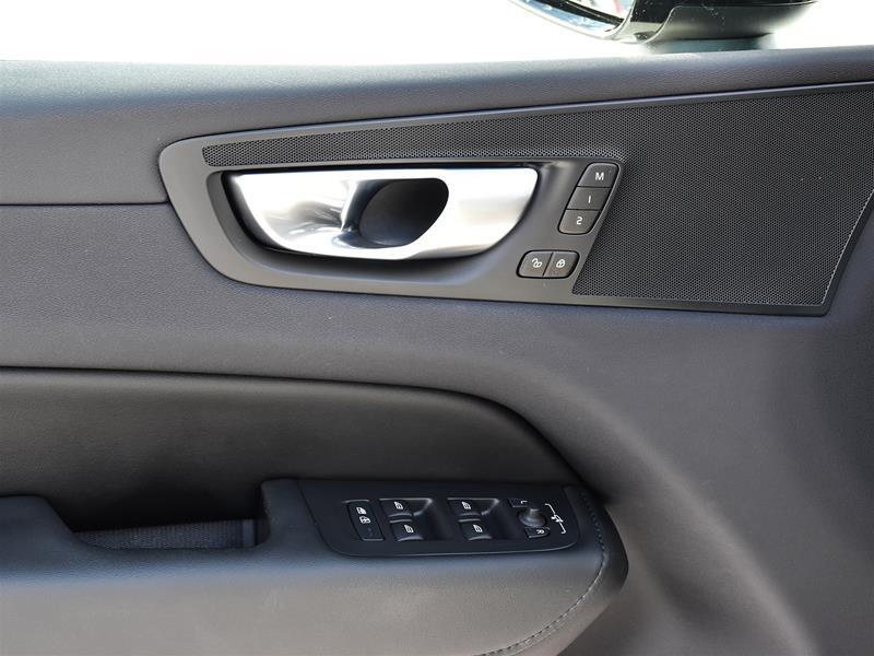 2024 Volvo XC60 Plus | Apple CarPlay | 360 Camera | Pilot Assist thumb 19