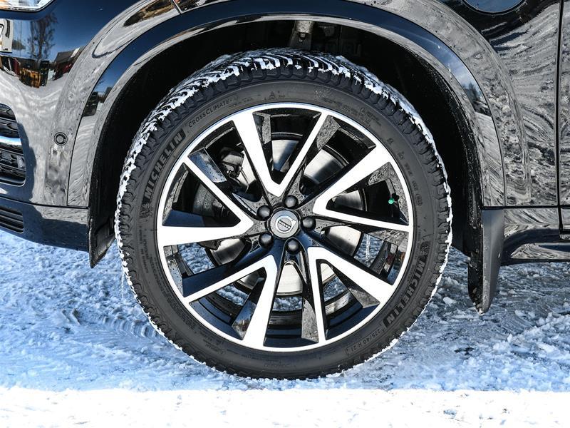 2019 Volvo XC90 Momentum | Apple CarPlay | HUD | Pilot Assist thumb 12