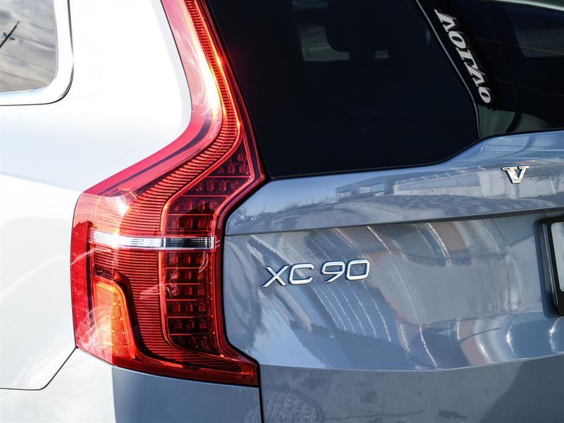 2024 Volvo XC90 Core | Apple CarPlay | 21 Inch Alloy Wheels thumb 8