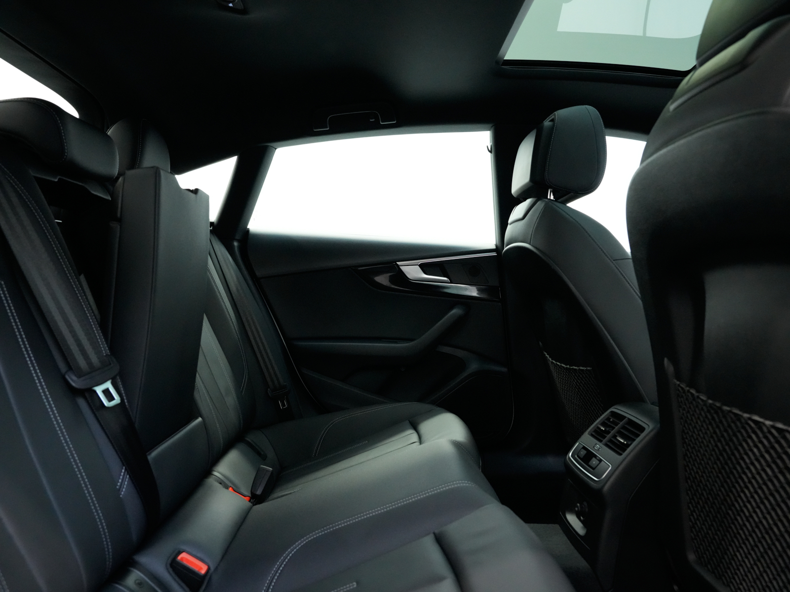 2025 Audi A5 45 TFSI quattro thumb 25