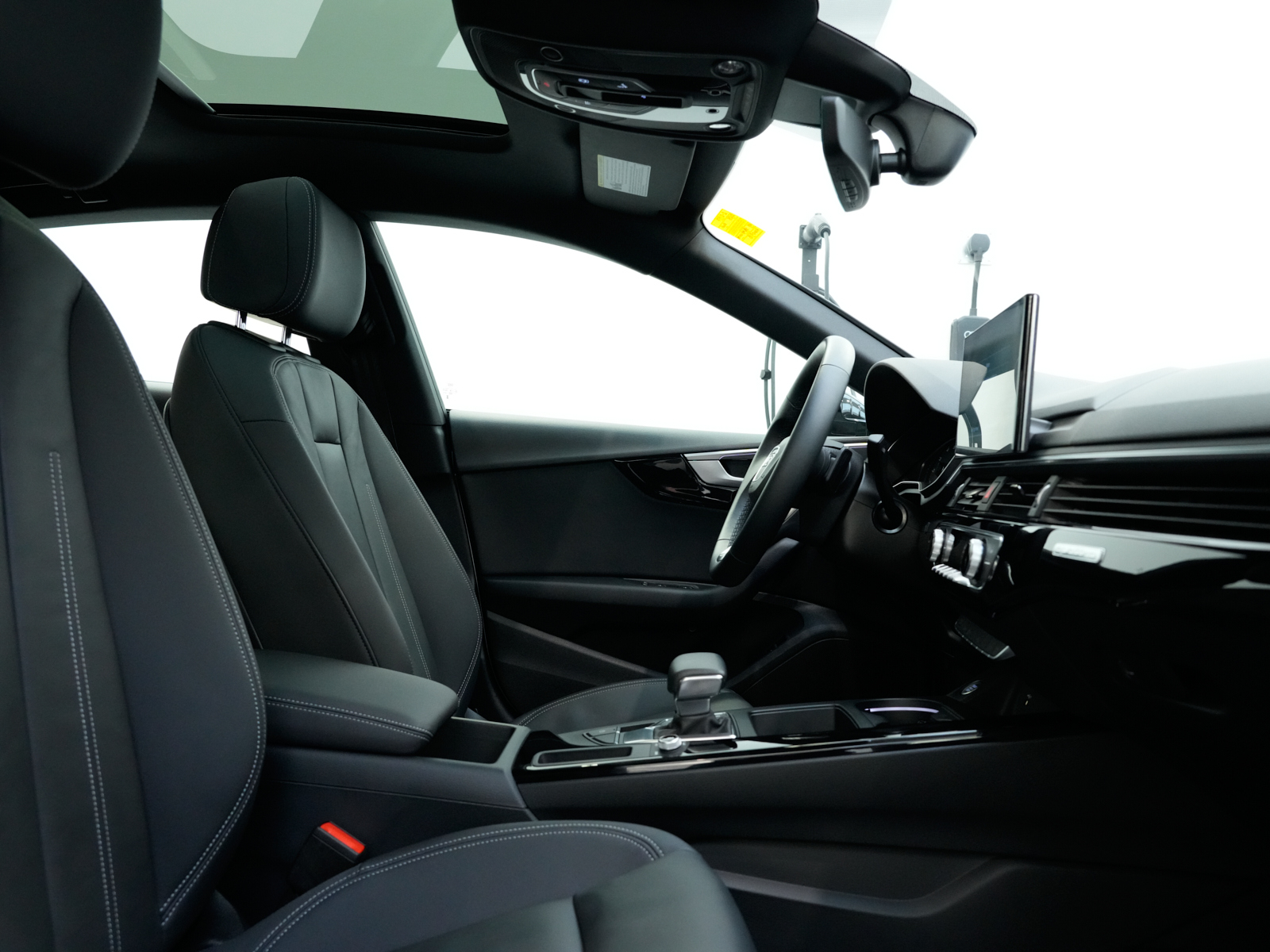 2025 Audi A5 45 TFSI quattro thumb 23